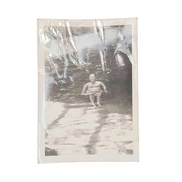 Vtg Man Takes Plunge in Hot Springs South Dakota Original Monochrome Photography - Picture 1 of 4